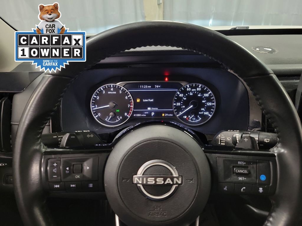 2023 Nissan Pathfinder SV