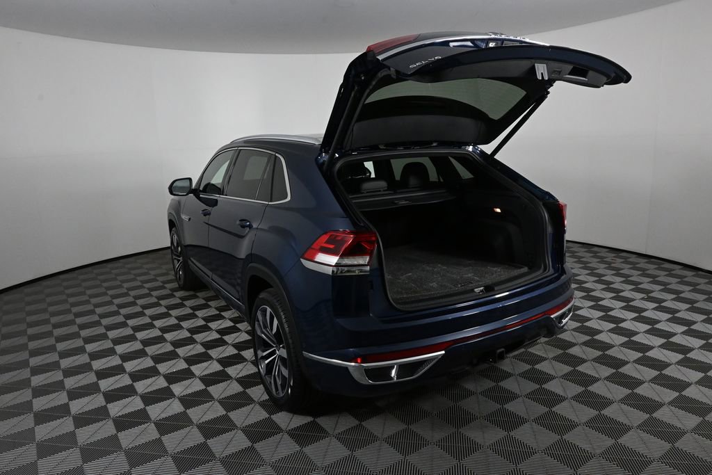 2022 Volkswagen Atlas Cross Sport SEL Premium R-Line