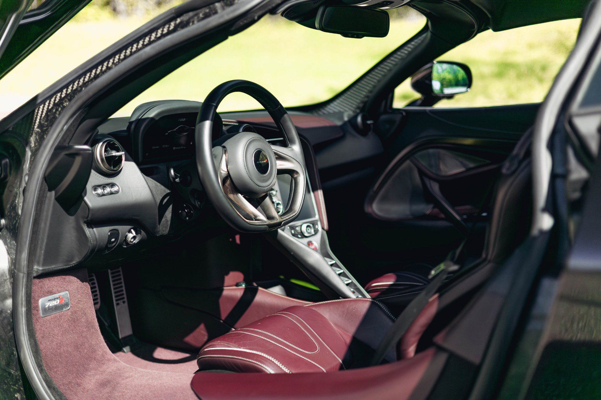 Used 2018 McLaren 720S Performance photo 80