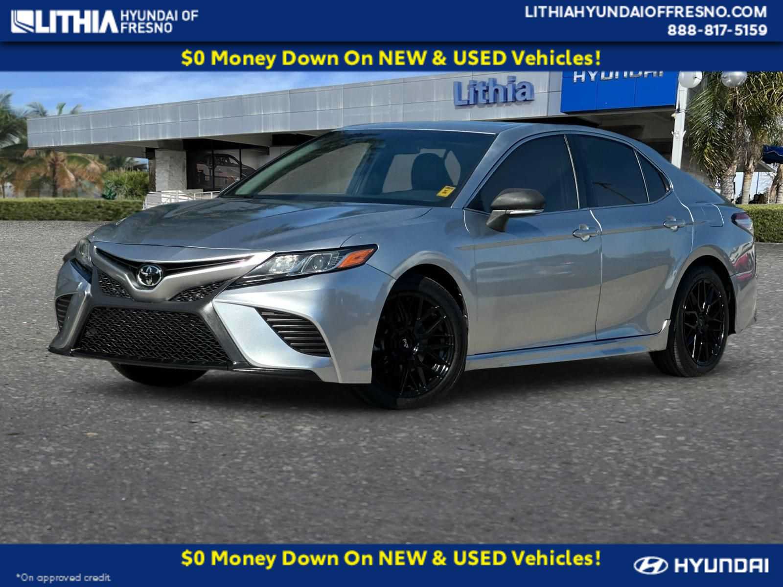 Used 2018 Toyota Camry SE w/ Moonroof Package