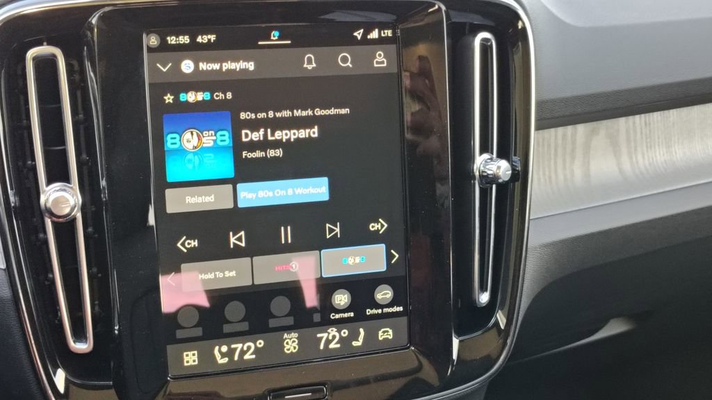 2026 Volvo Xc40 B5 Plus