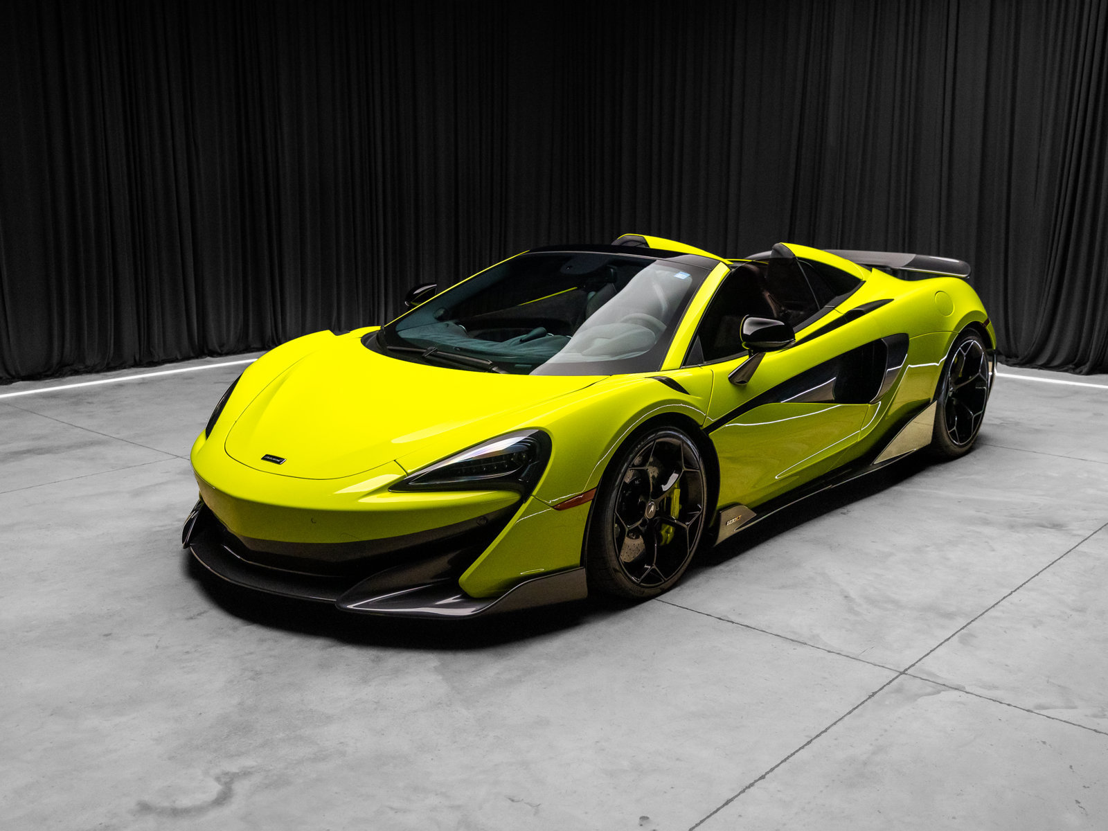 Used 2020 McLaren 600LT Spider photo 35