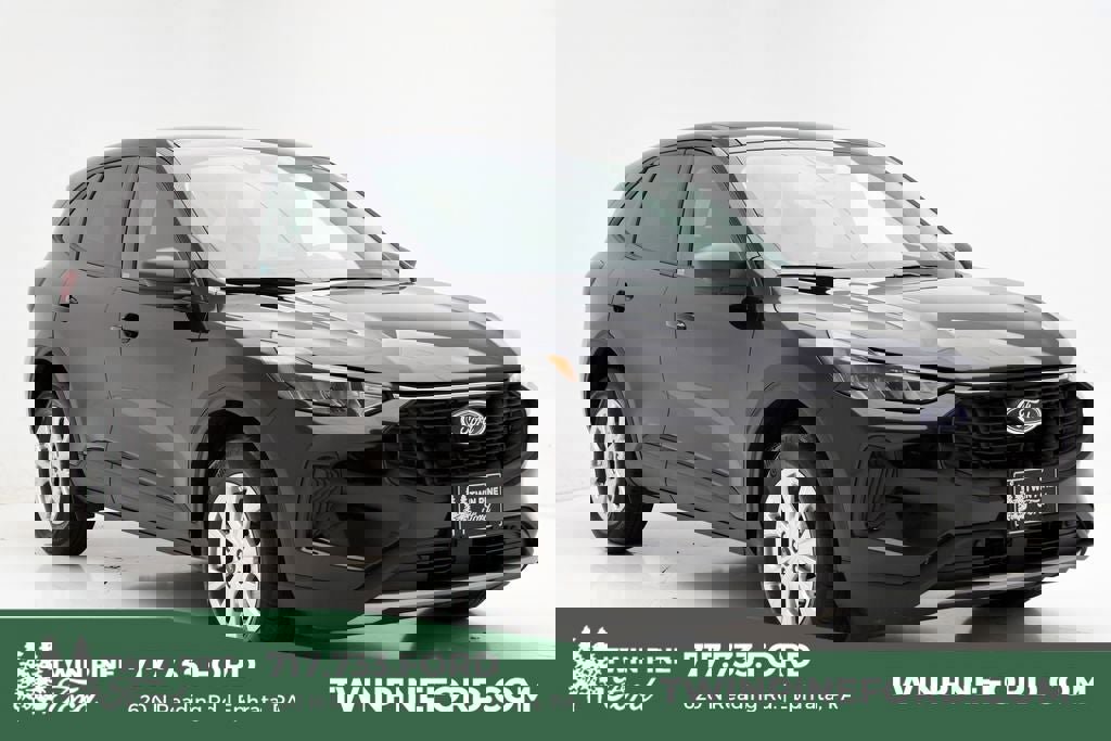 Used 2025 Ford Escape Active