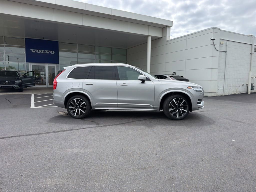 2023 Volvo Xc90 B6 Plus