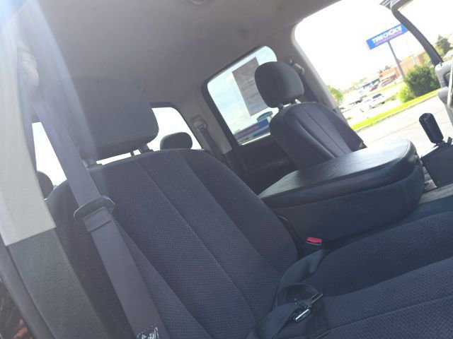 2004 Dodge Ram 2500 Truck SLT