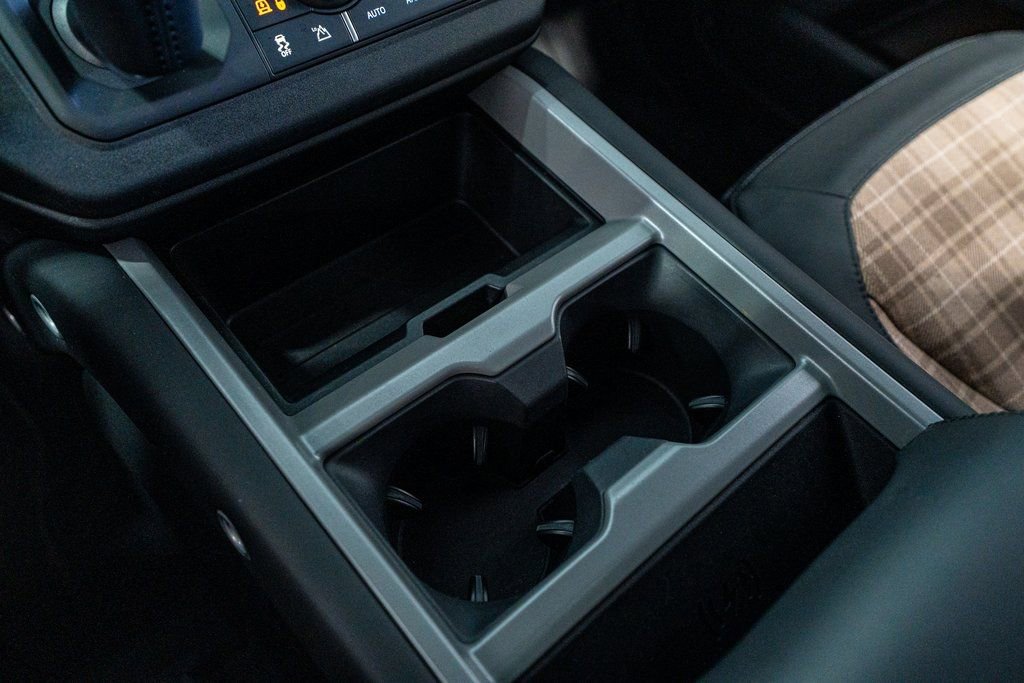 2025 Land Rover Defender 110 X