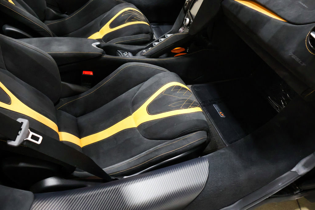 Used 2022 McLaren 765LT photo 54