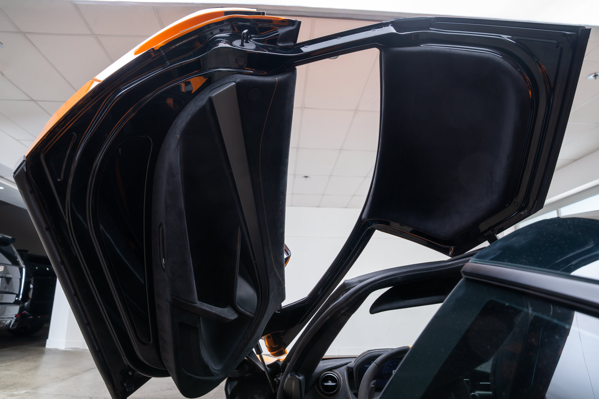 Used 2021 McLaren 765LT photo 26