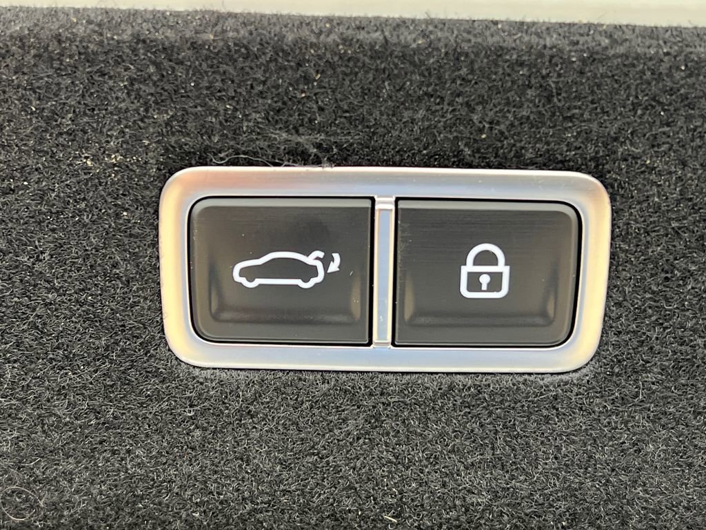 2024 Genesis G90 3.5T