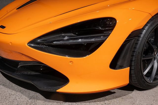 Used 2019 McLaren 720S Performance photo 33