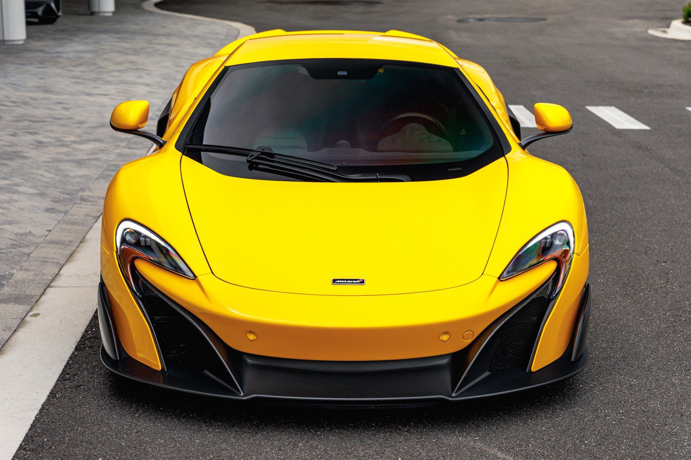 Used 2016 McLaren 675LT Coupe photo 21