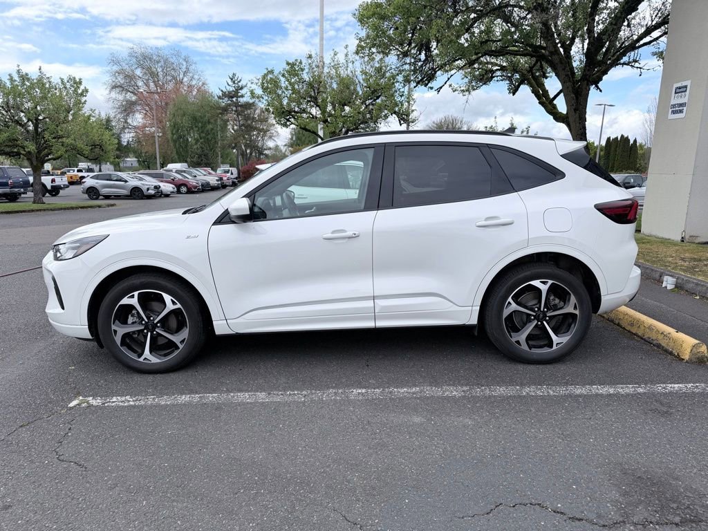 2023 Ford Escape ST-Line Select
