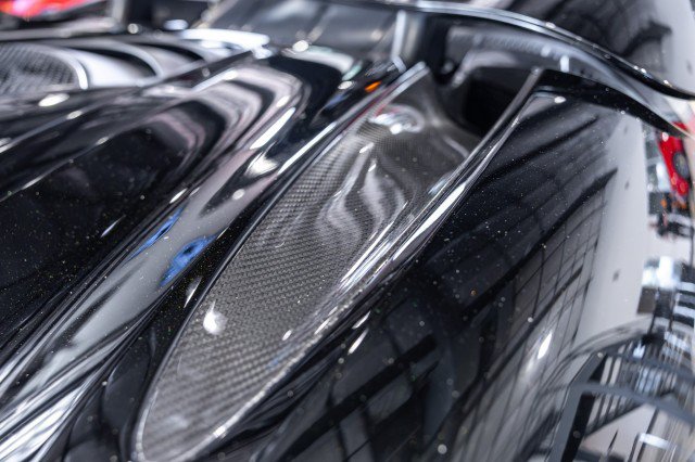 Used 2018 McLaren 720S Performance photo 25