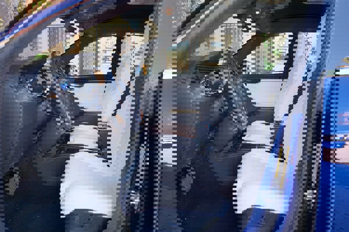 2018 Tesla Model S 75D