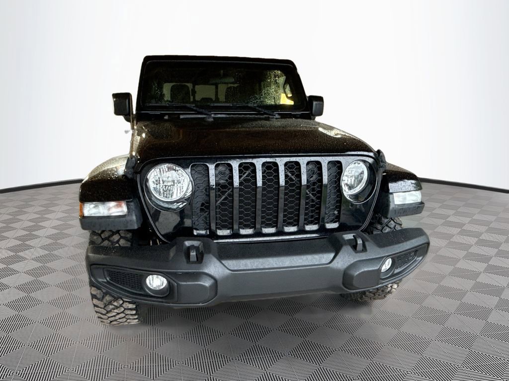2022 Jeep Gladiator Sport