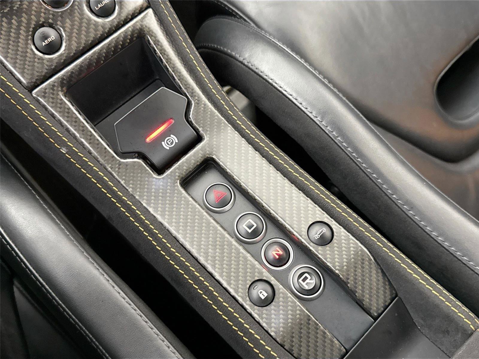 Used 2016 McLaren 675LT Coupe photo 21