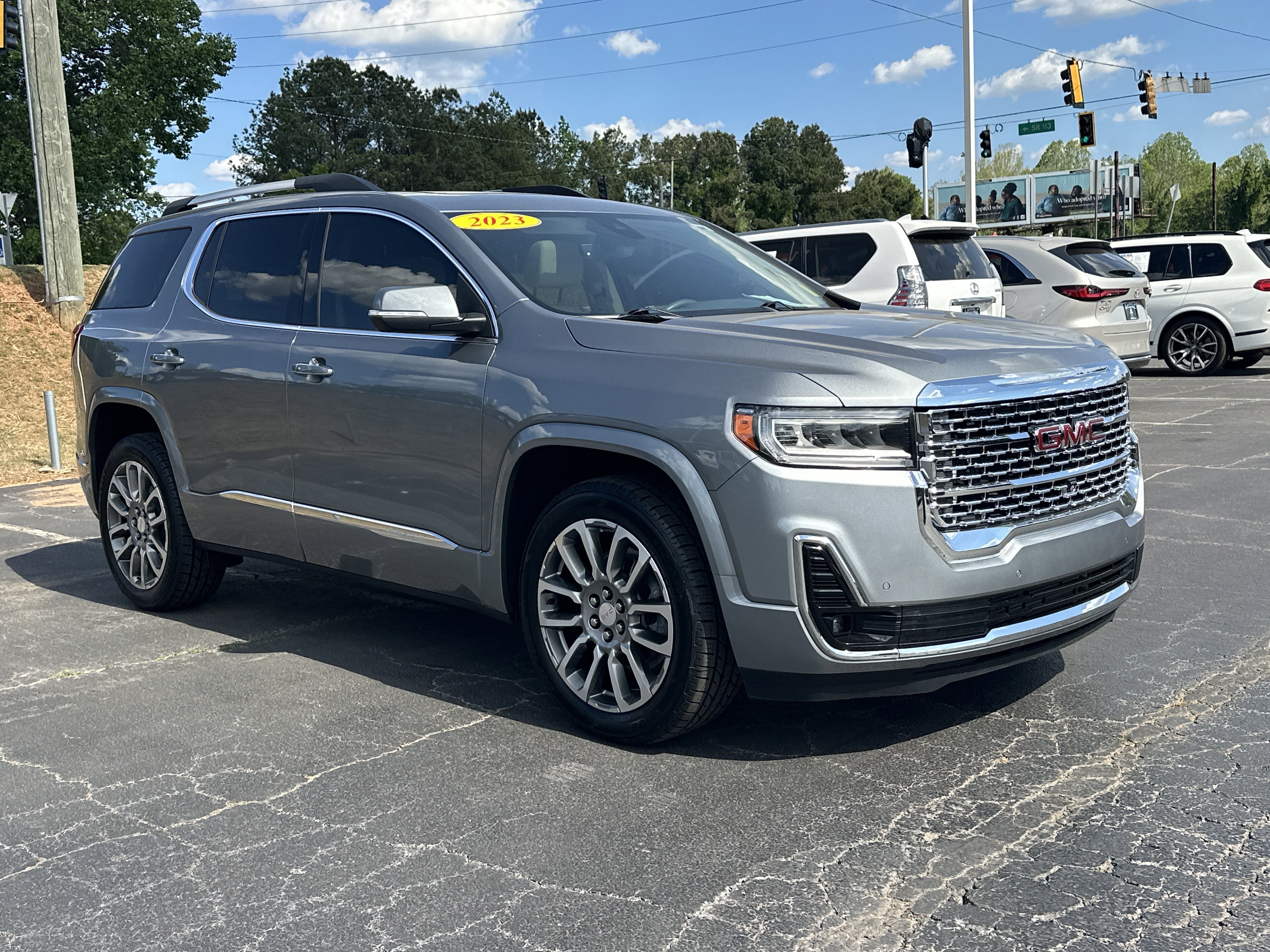 2023 GMC Acadia Denali