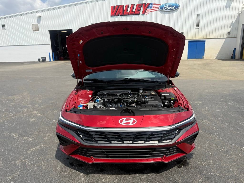 2025 Hyundai Elantra Sport