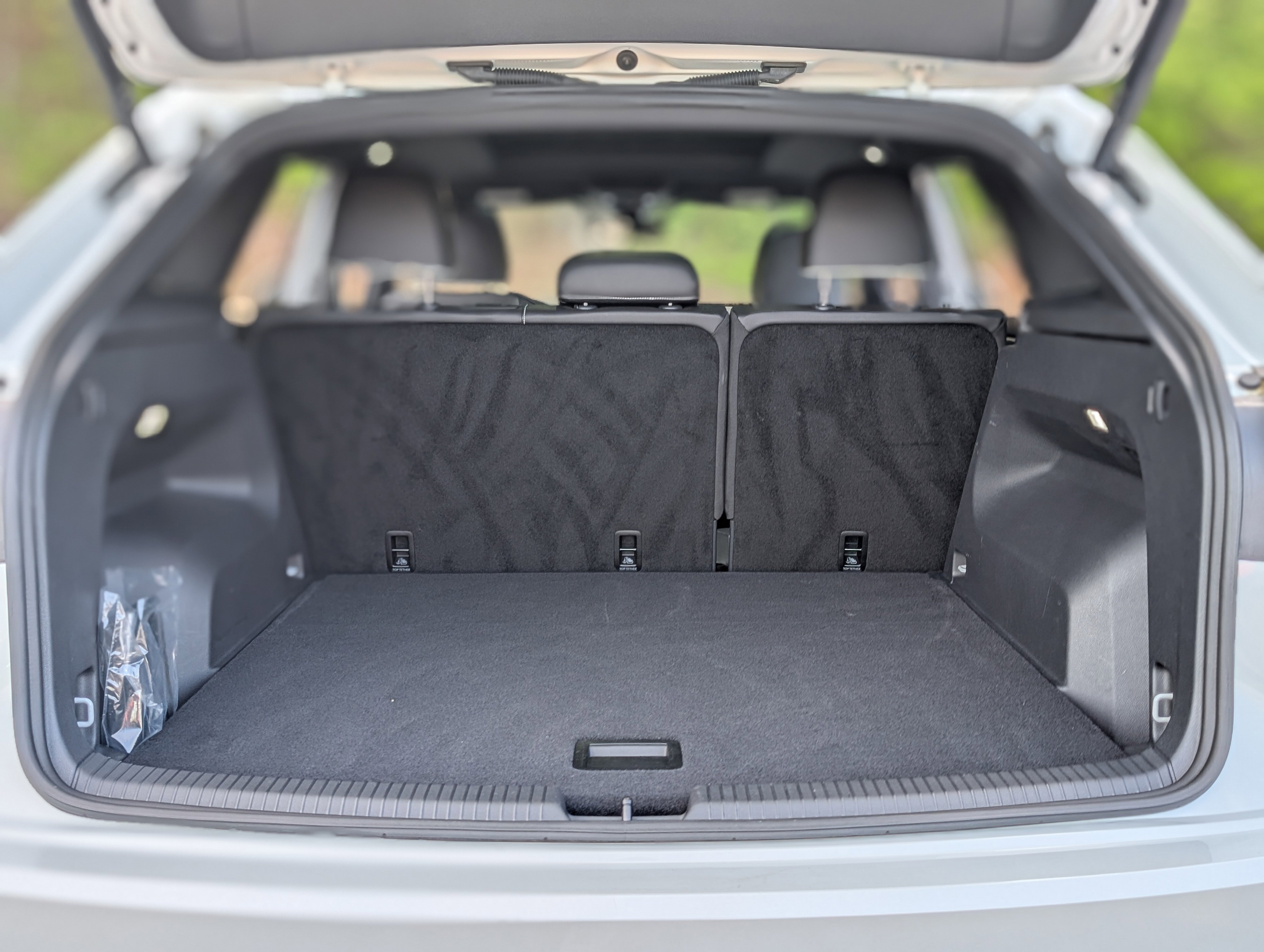 2024 Volkswagen Atlas Cross Sport SEL Premium R-Line