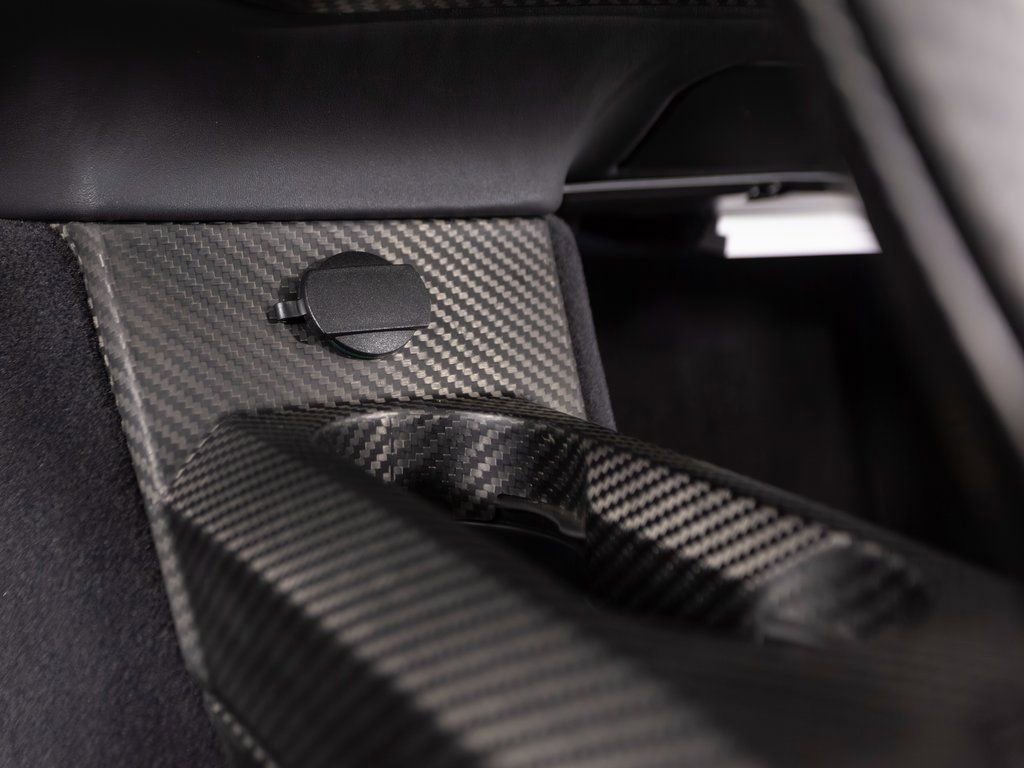 Used 2014 McLaren P1 photo 32