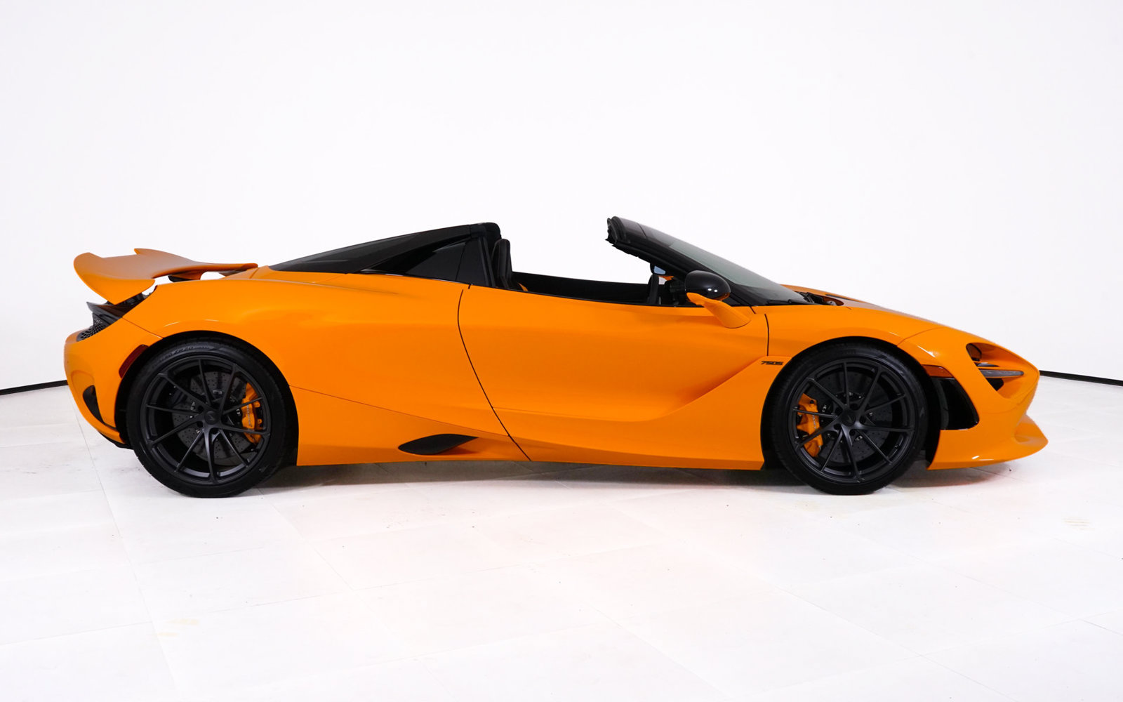 New 2027 McLaren 750S Spider photo 9