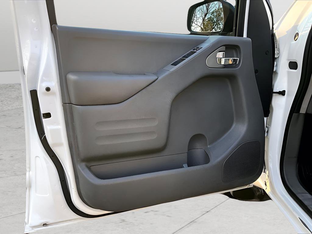 2021 Nissan Frontier SV