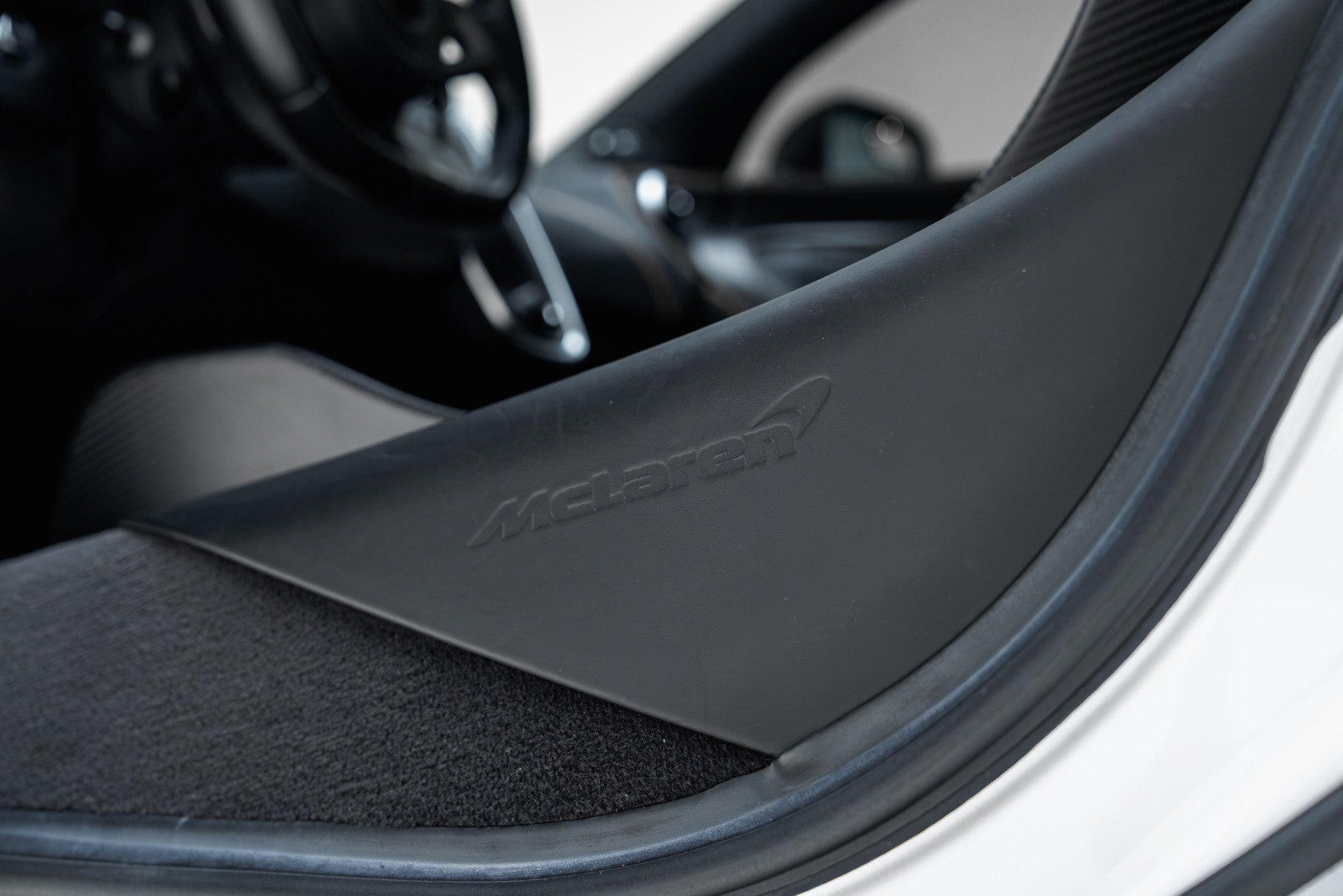Used 2019 McLaren 600LT photo 42