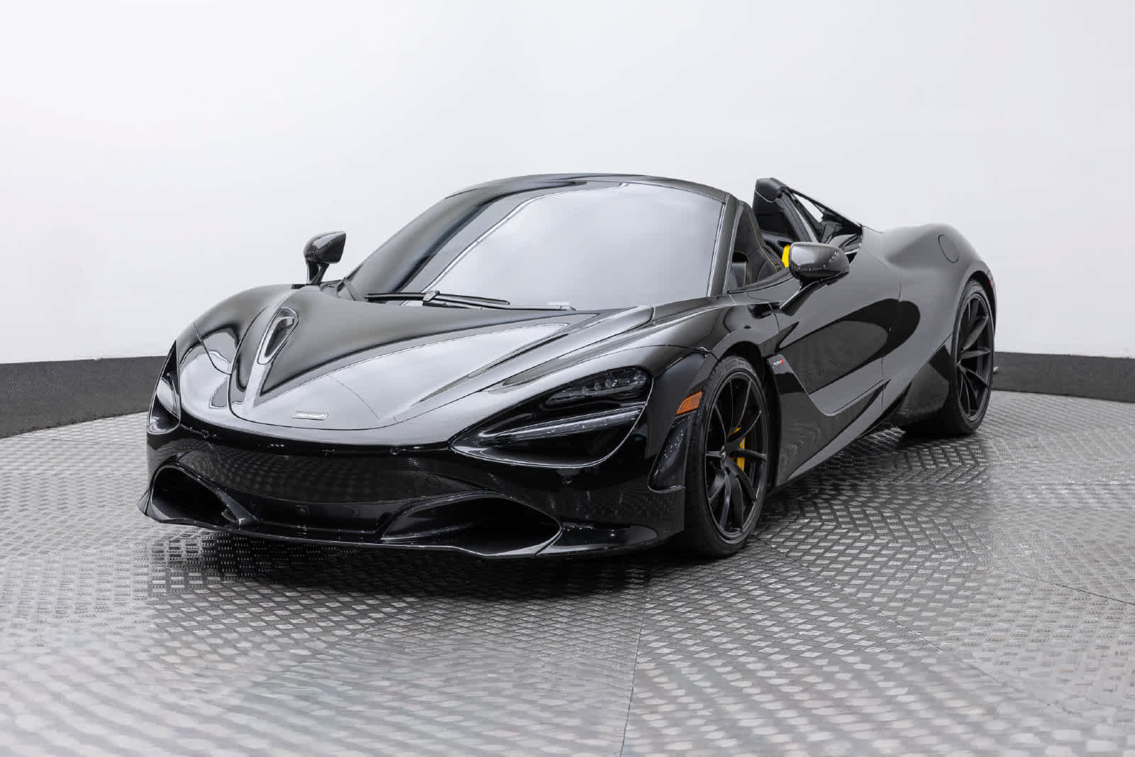 Used 2022 McLaren 720S Spider 1