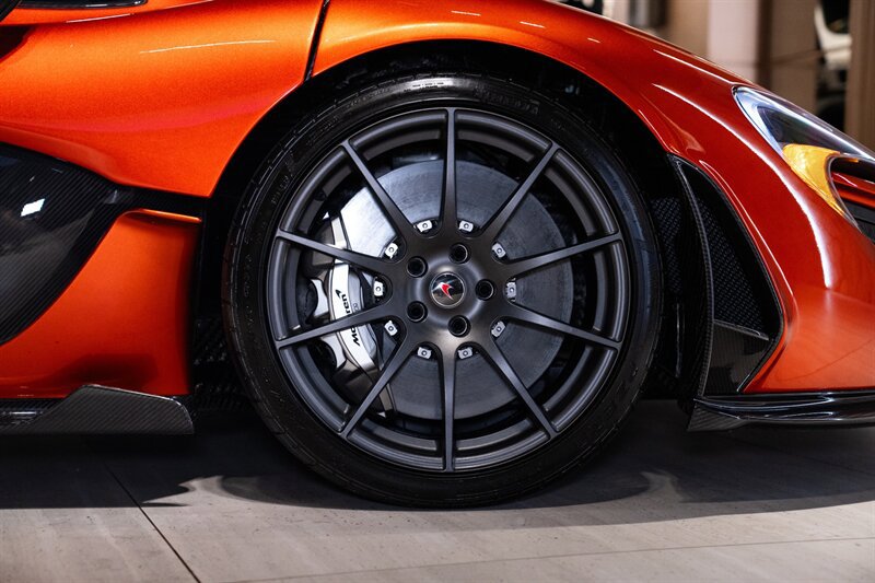 Used 2014 McLaren P1 photo 40