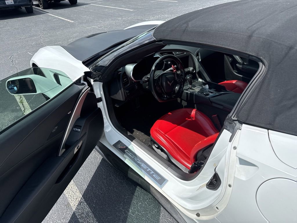 2018 Chevrolet Corvette Stingray Convertible w/ 1LT