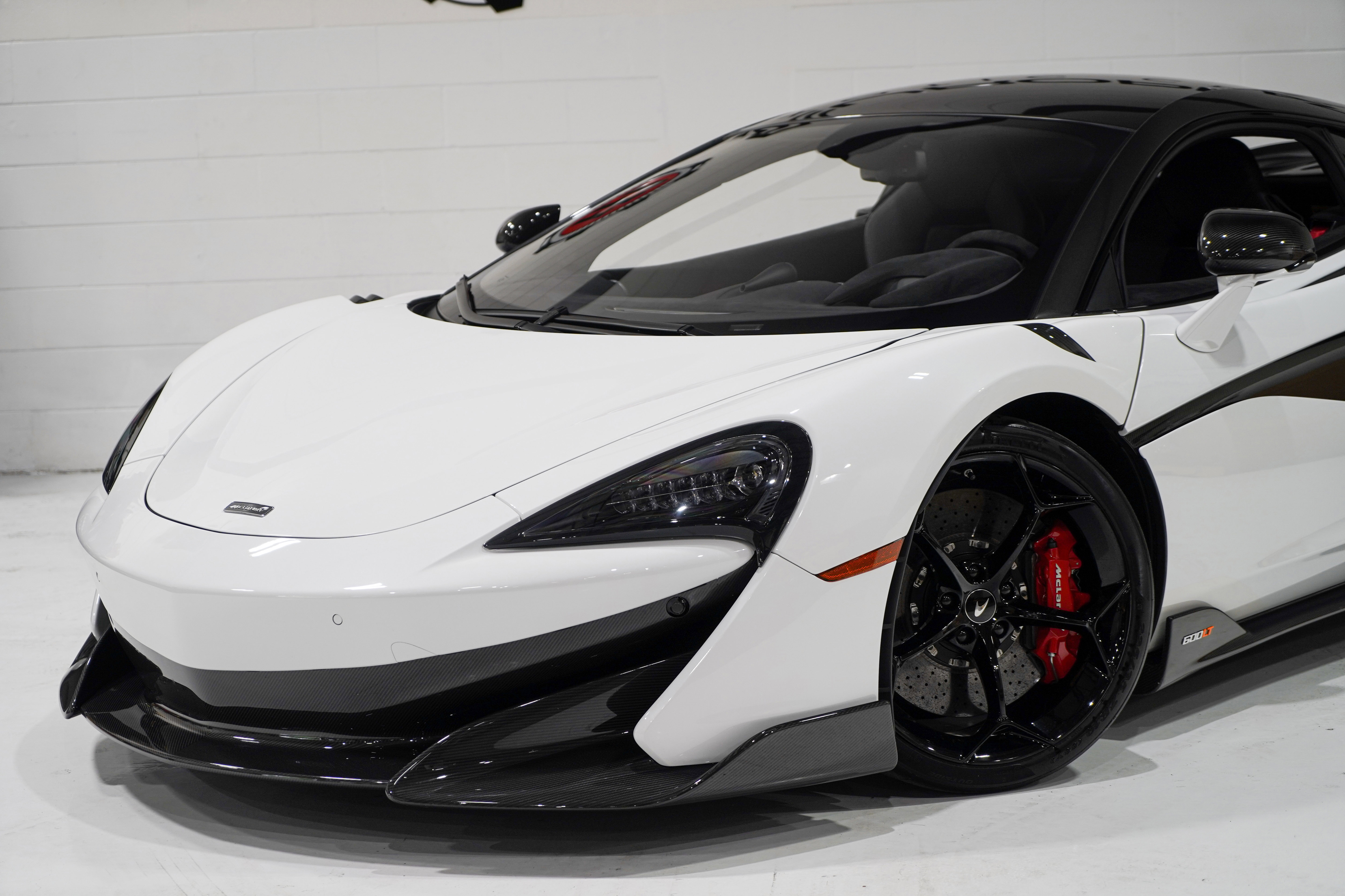 Used 2019 McLaren 600LT photo 31