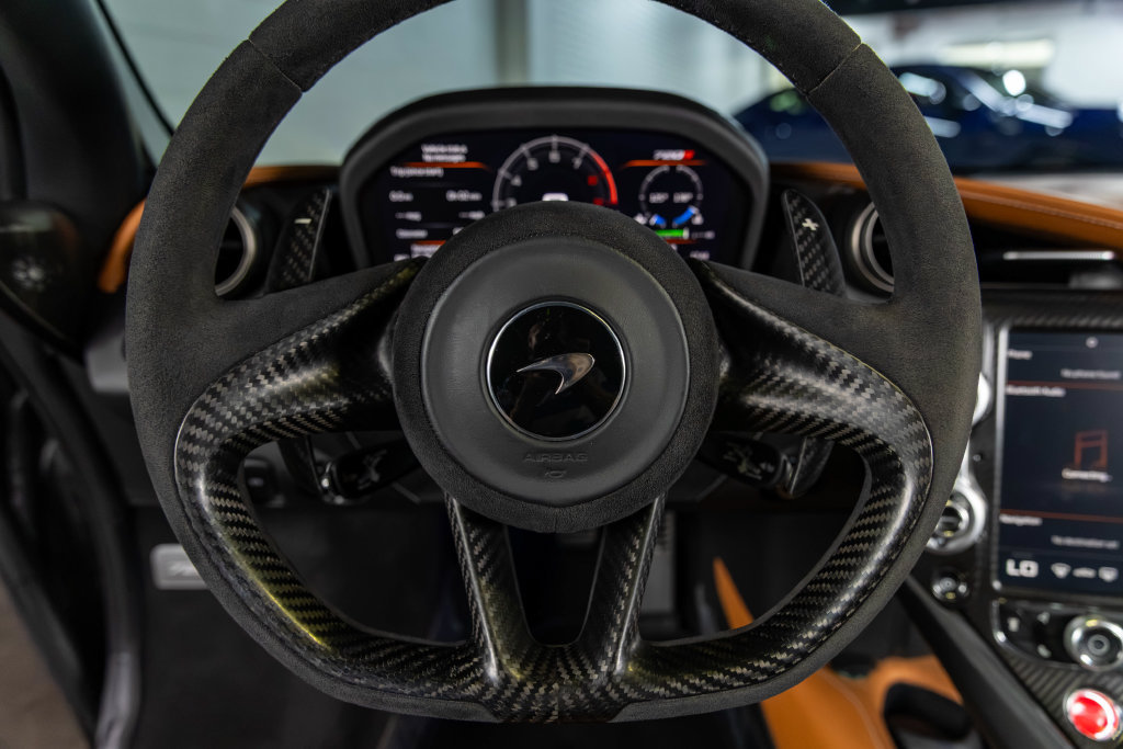 Used 2020 McLaren 720S Luxury photo 33