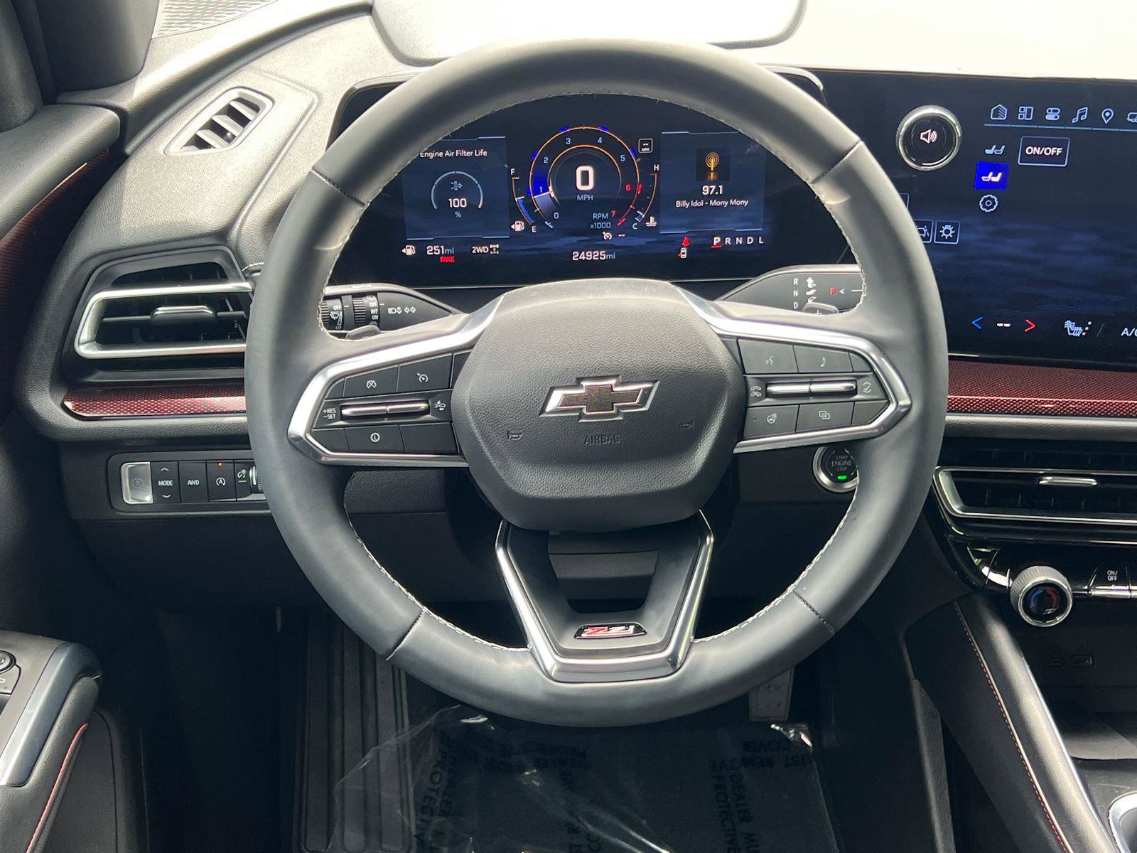 2025 Chevrolet Traverse Z71