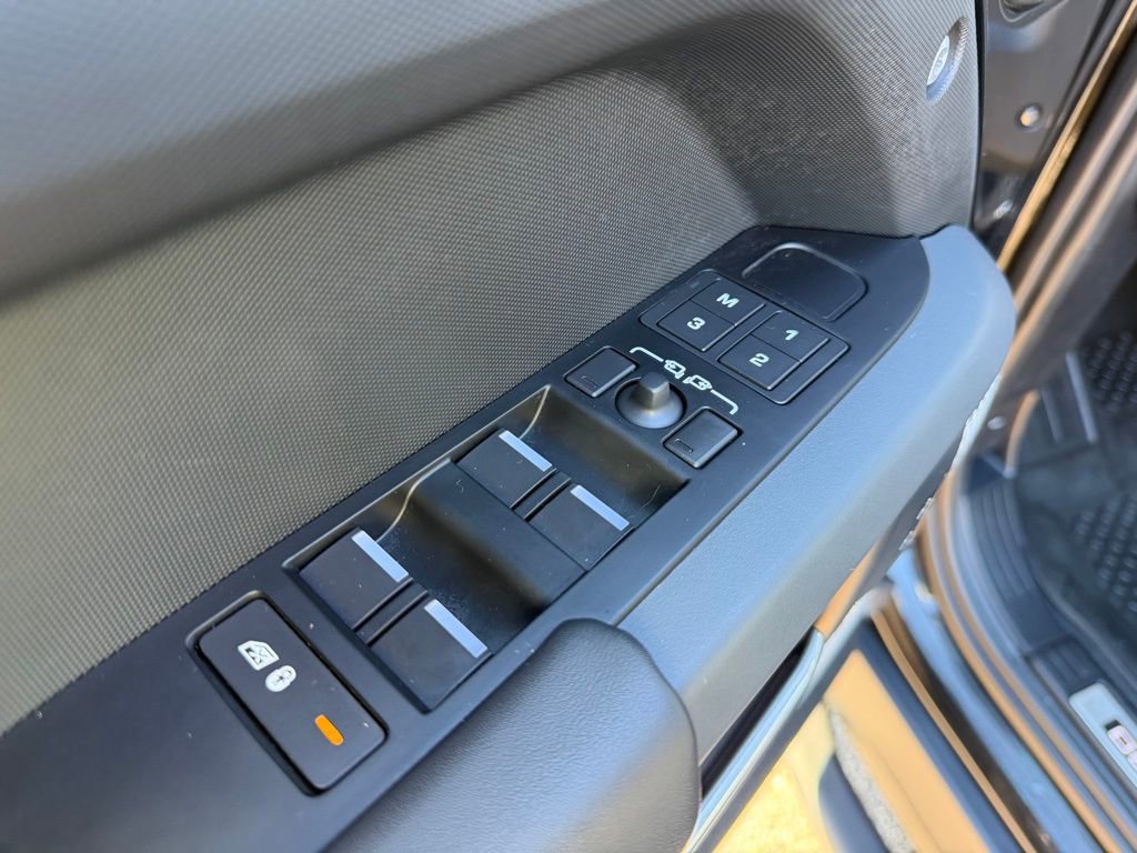 2023 Land Rover Defender 130 X