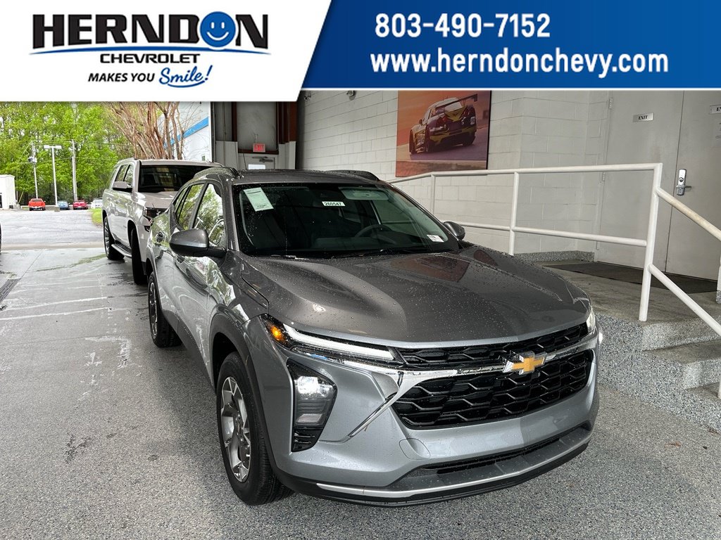 Used 2026 Chevrolet Trax LT