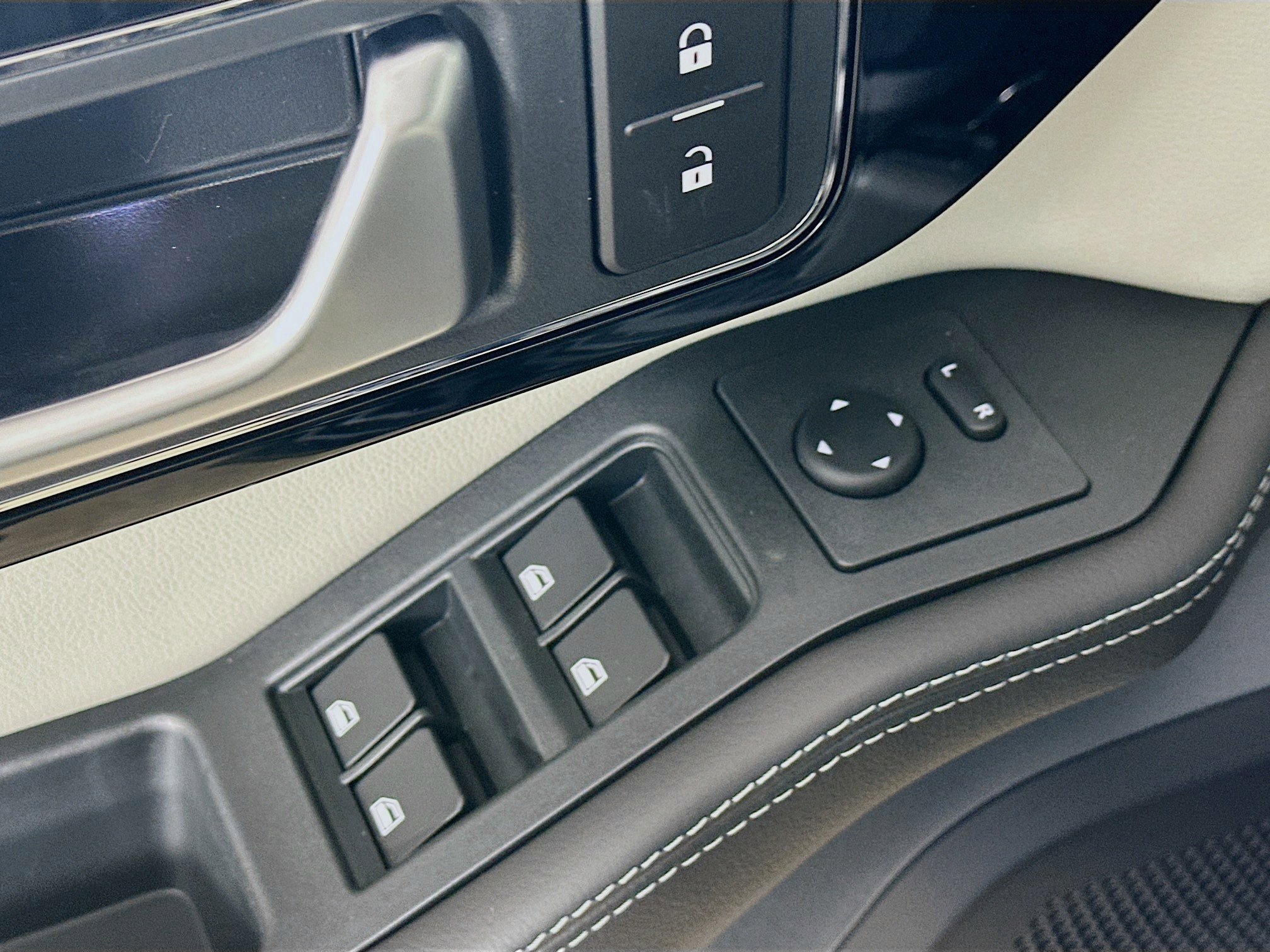 2026 INEOS Grenadier Fieldmaster Edition