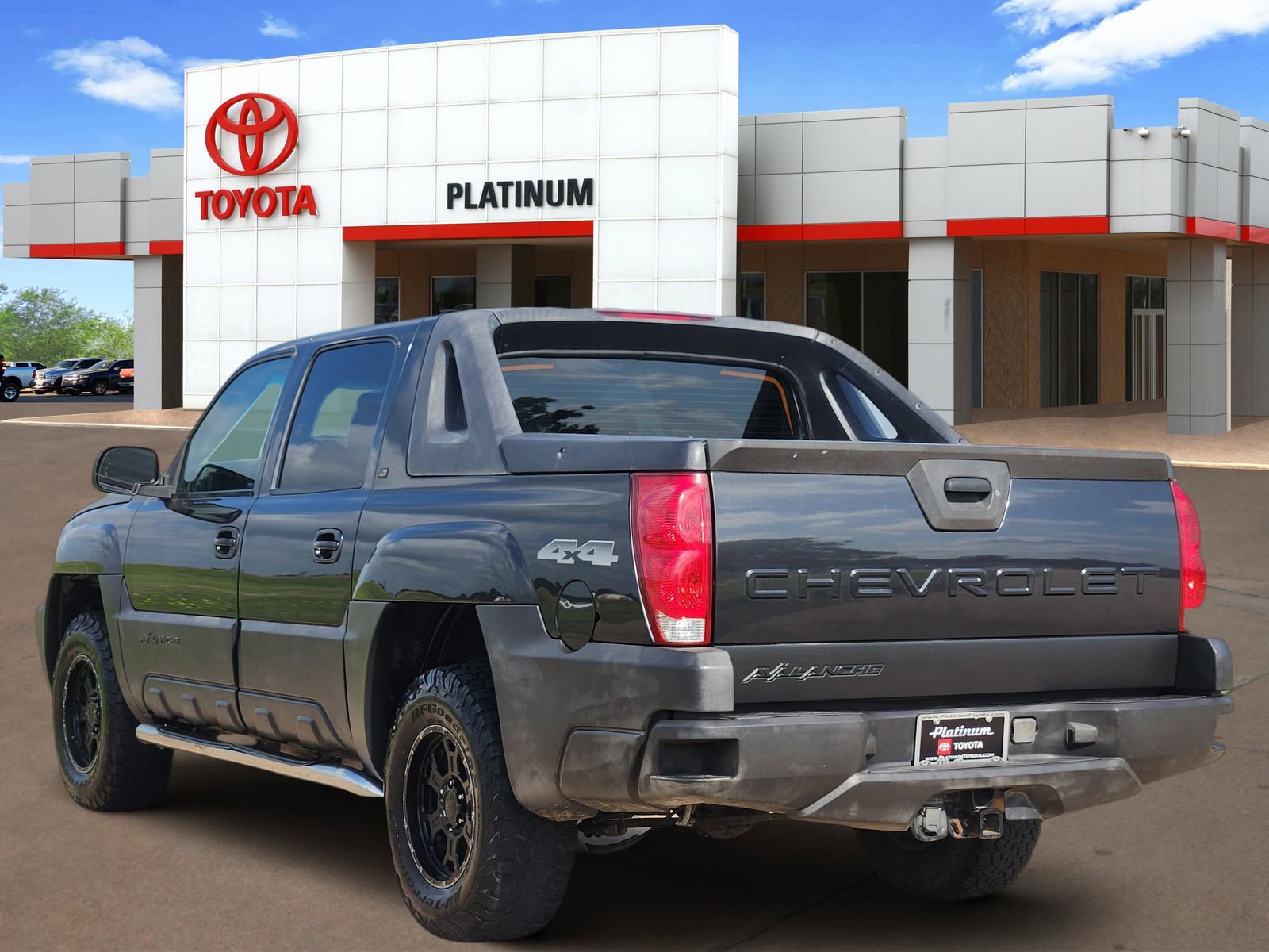 Used Chevrolet Avalanche for Sale Near Me Under $10,000 - Autotrader