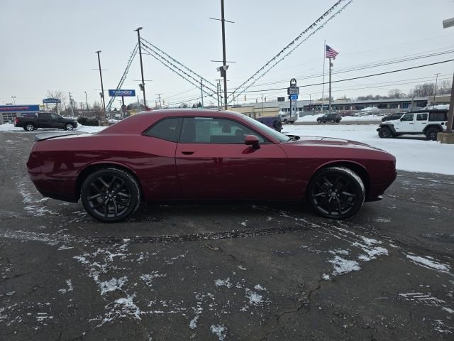 2020 Dodge Challenger SXT