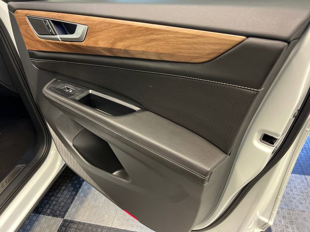 2025 Volkswagen Atlas SE