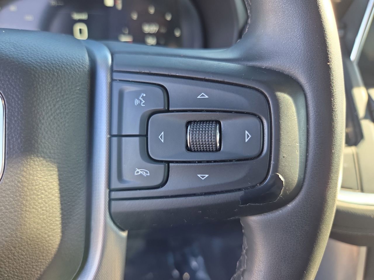 2023 GMC Yukon XL SLE