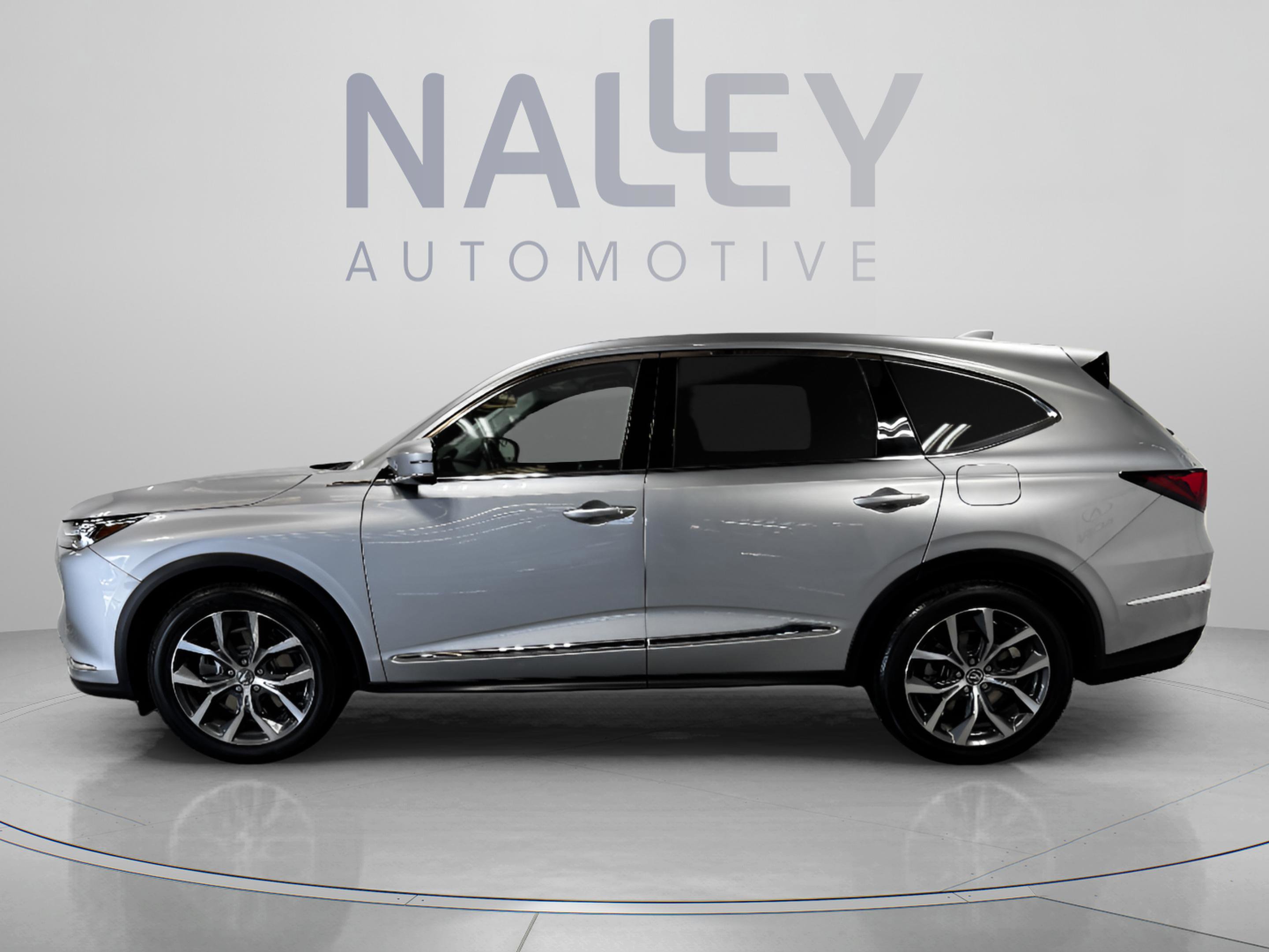 2023 Acura MDX FWD w/ Technology Package