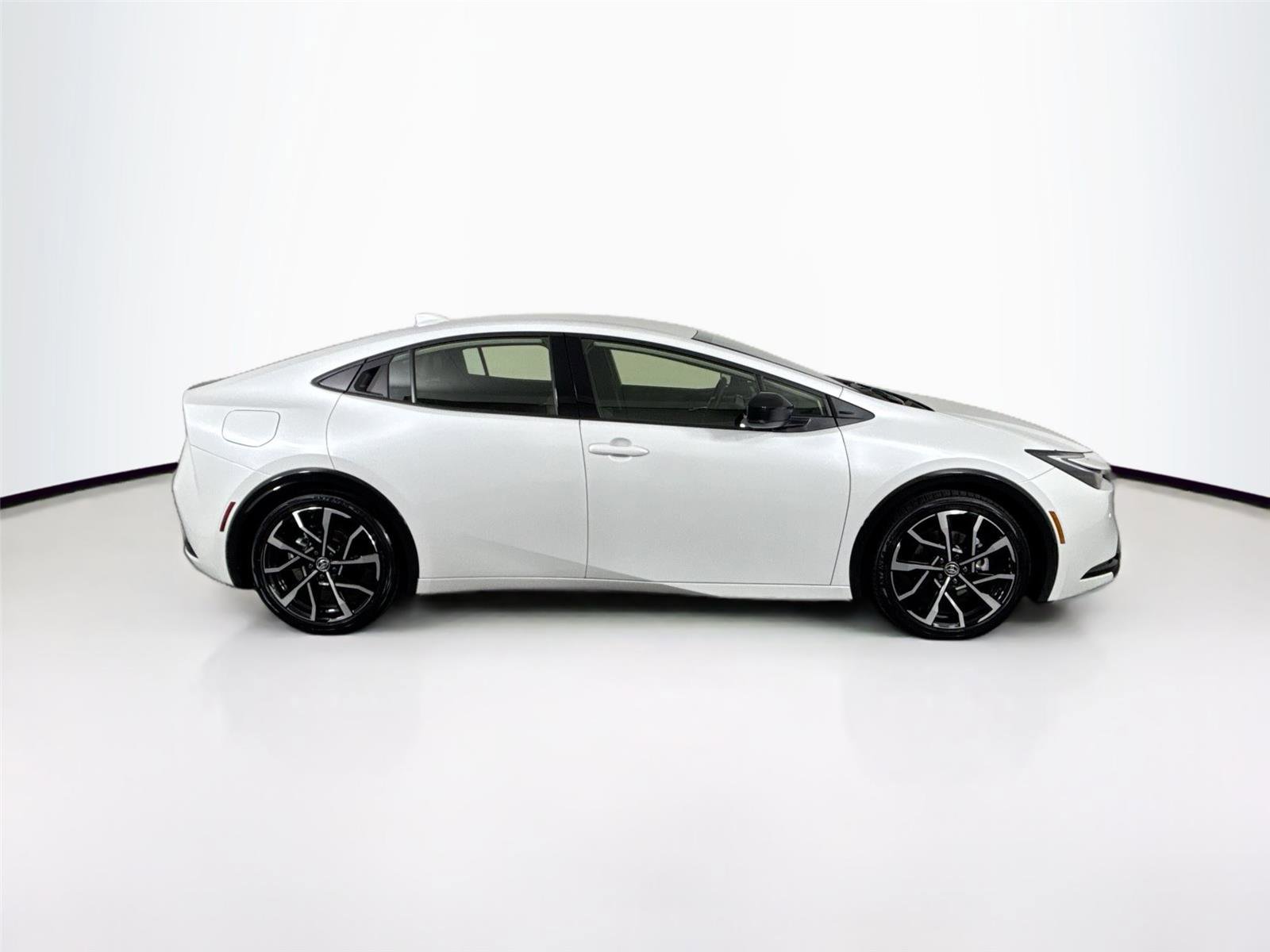 2025 Toyota Prius Plug-In Hybrid