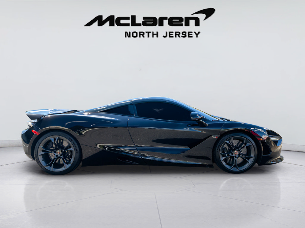 Used 2018 McLaren 720S photo 10