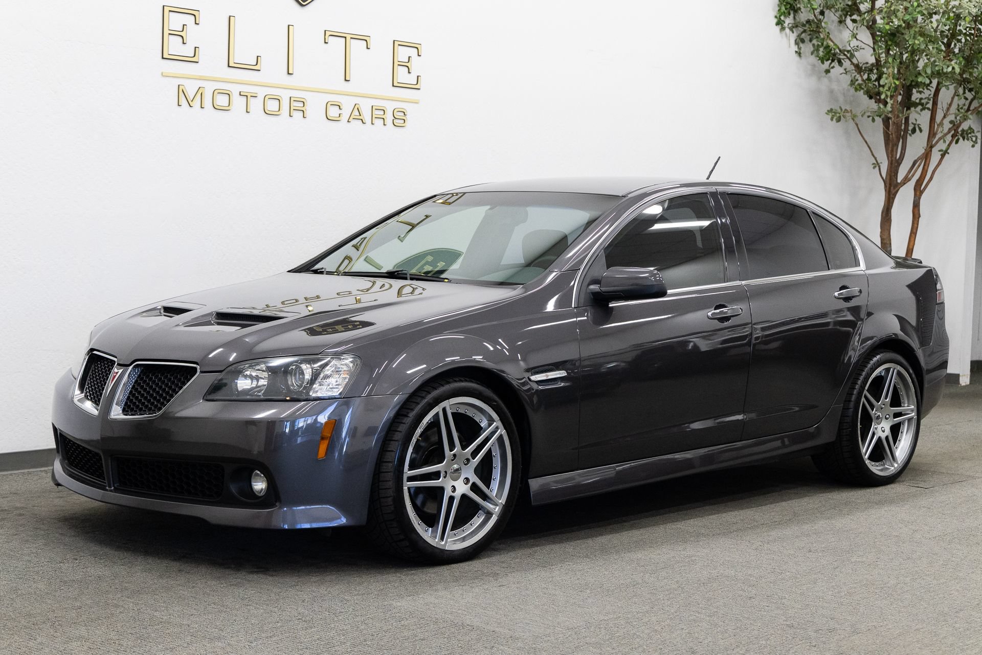 Used 2009 Pontiac G8 GT w/ Premium Package