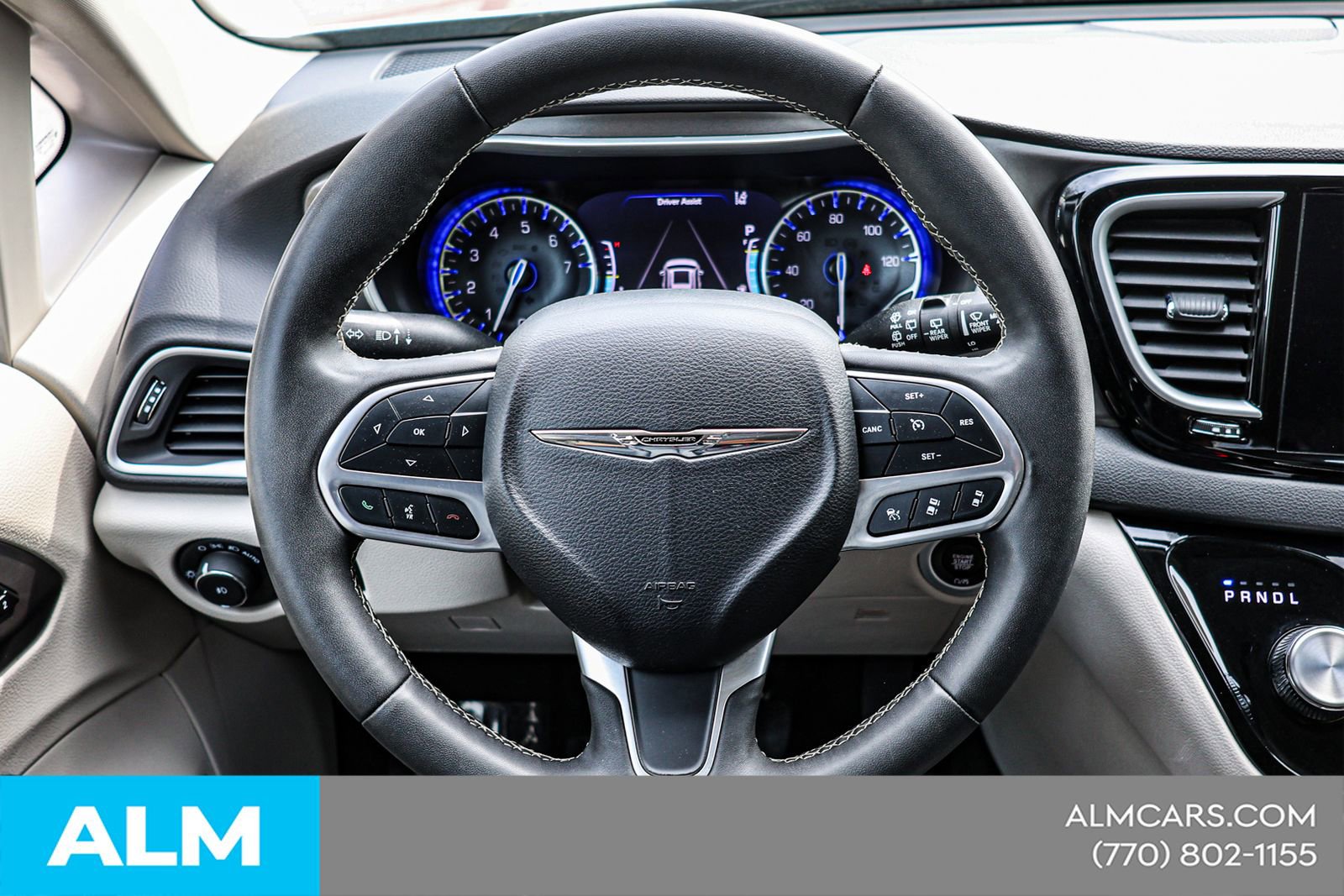 2024 Chrysler Pacifica Touring-L