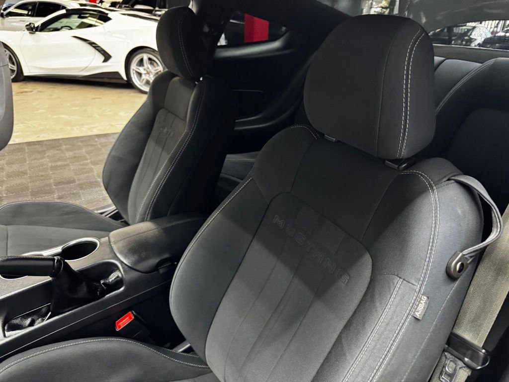 2020 Ford Mustang Coupe