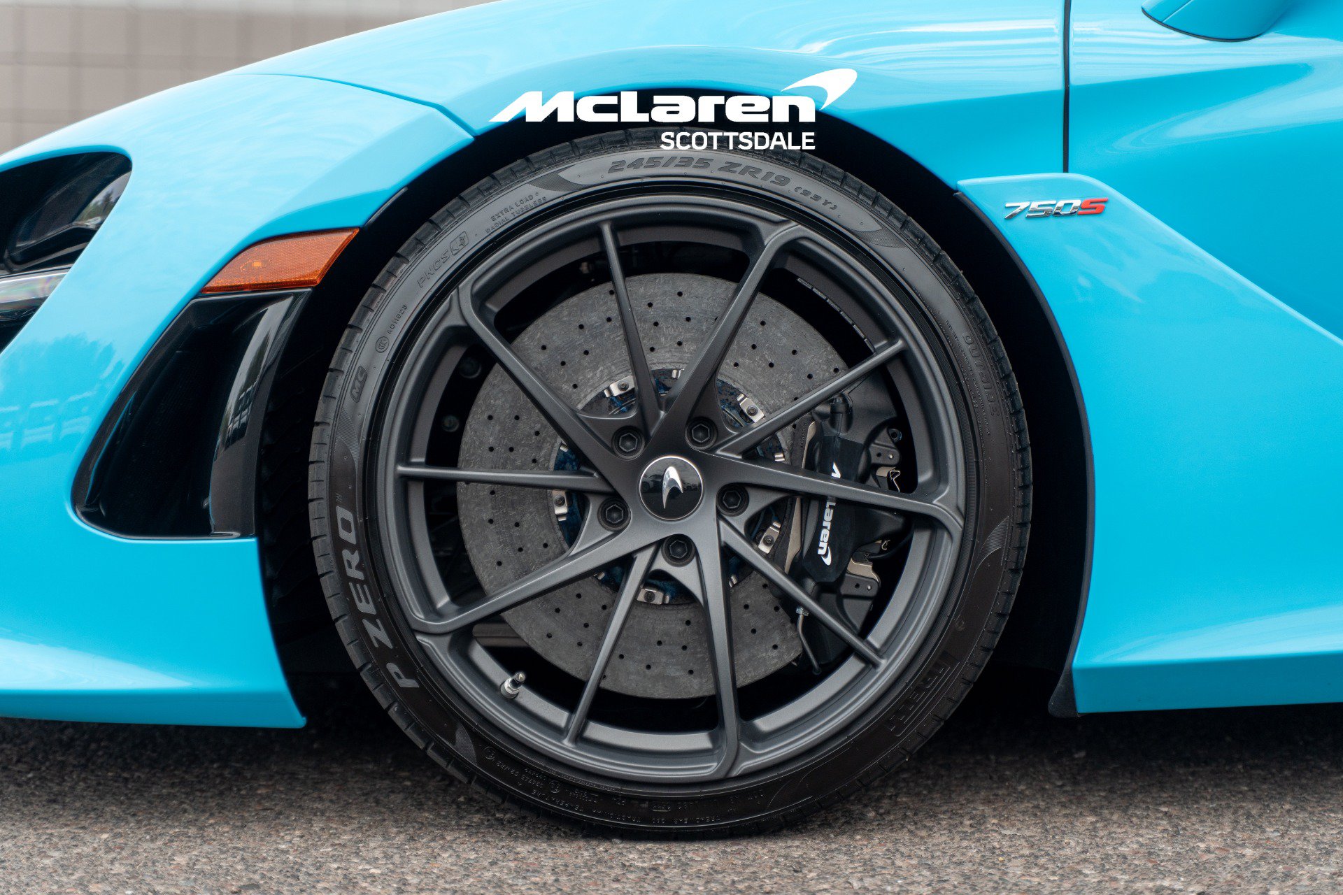 Used 2025 McLaren 750S Spider photo 27