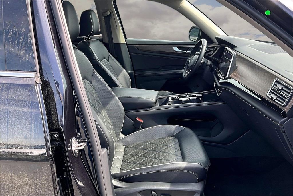 2024 Volkswagen Atlas SEL Premium R-Line