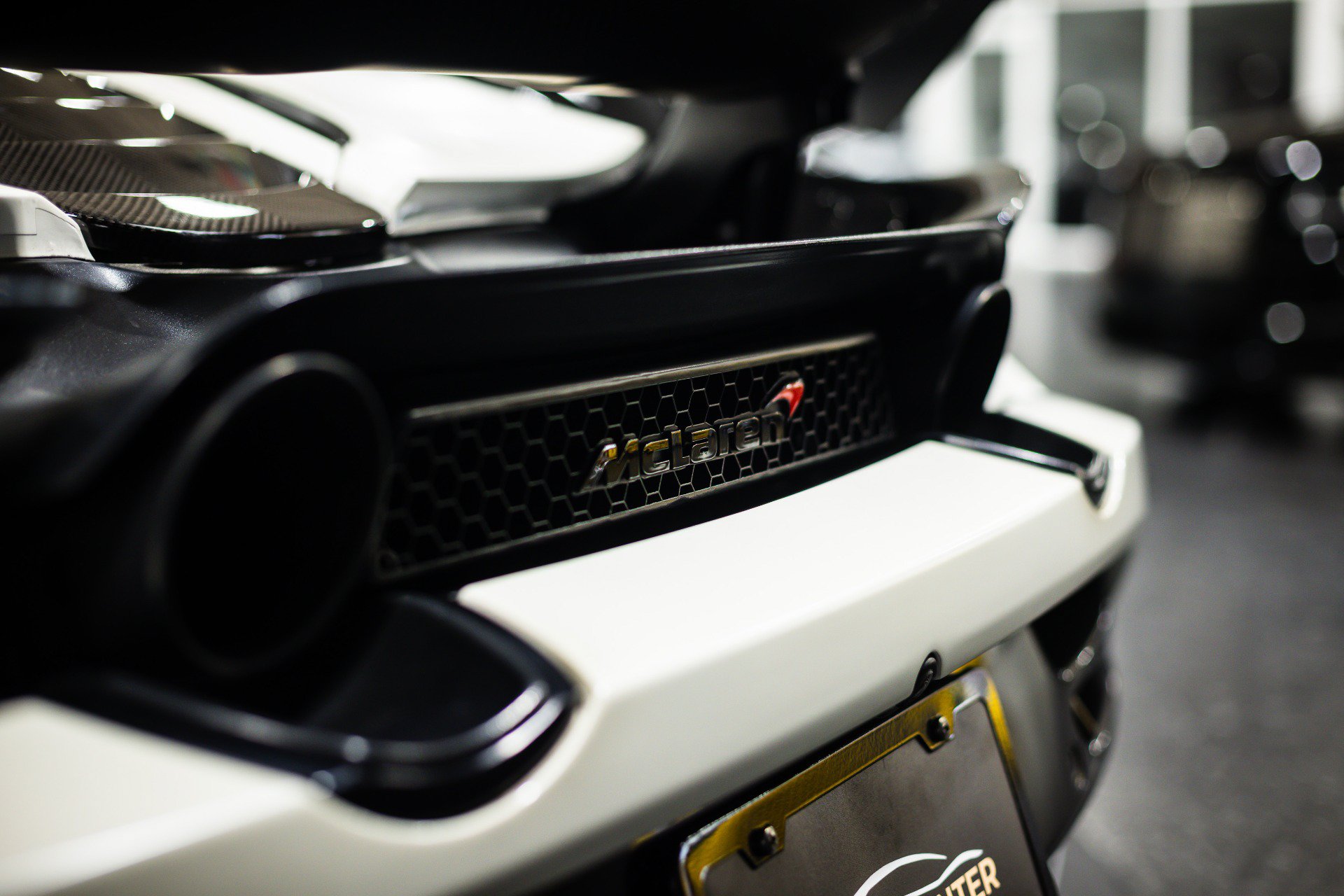 Used 2018 McLaren 720S Performance photo 75