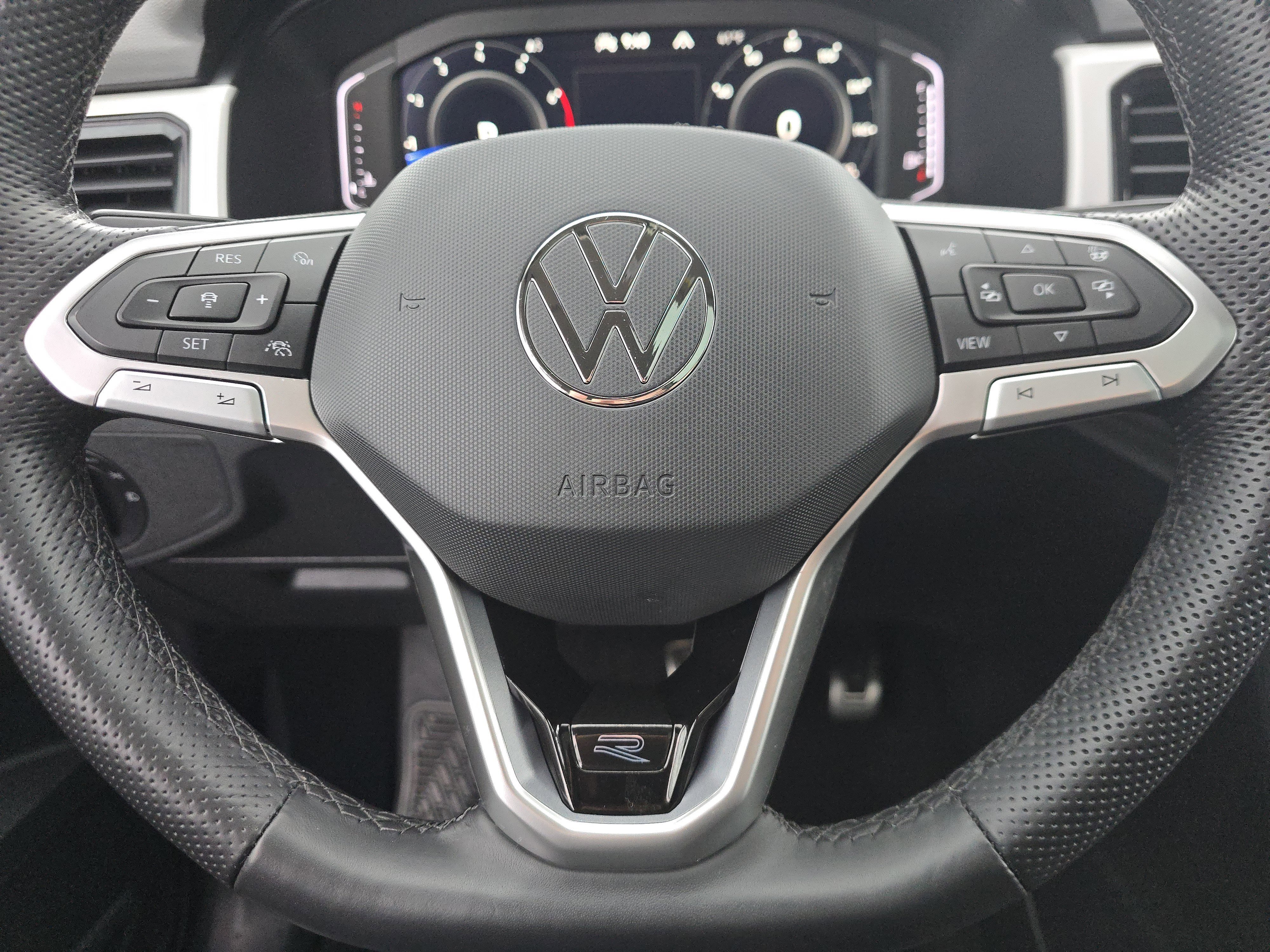 2023 Volkswagen Atlas SEL Premium